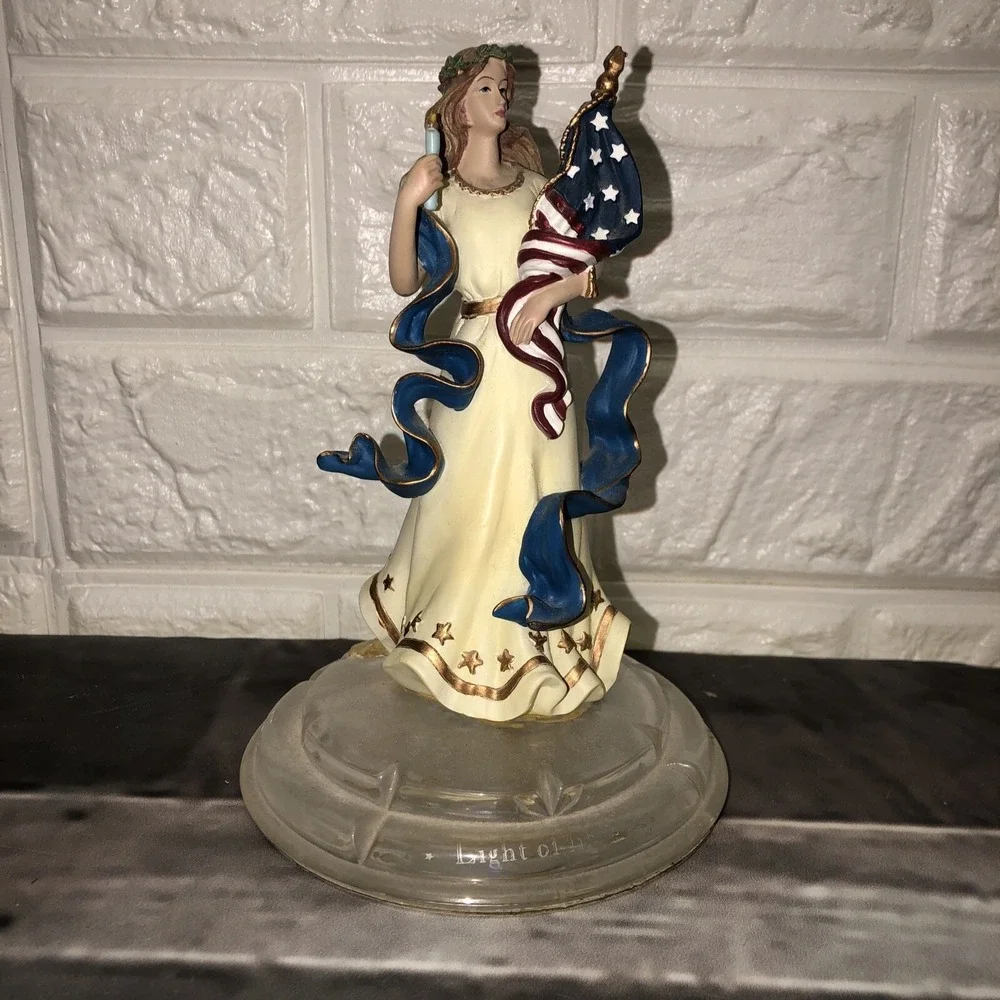 Vtg LOT Of 2  Resin Angel of Glory & Liberty Spirit of‎ America 8